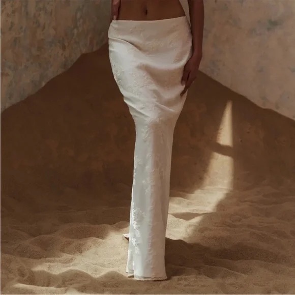 SOLD - Meshki Mona Burnout Velvet Maxi Skirt - Picture 2 of 7